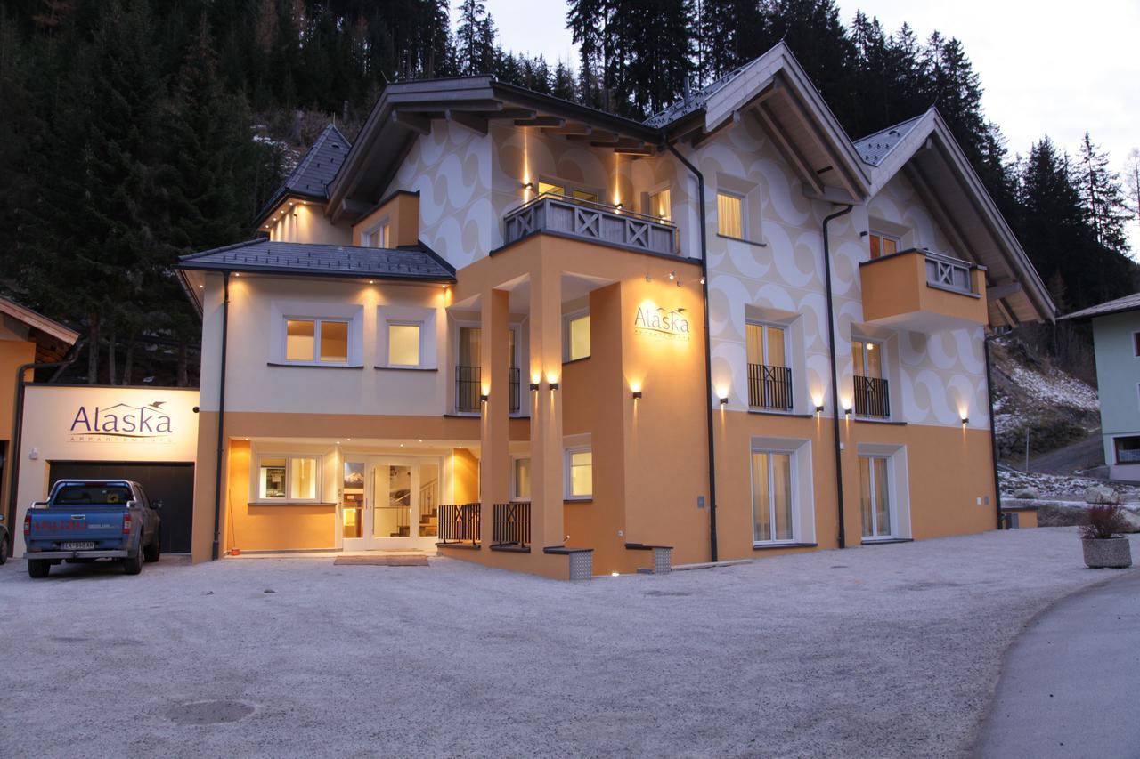 Alaska Appartment อิสชเกิล ภายนอก รูปภาพ