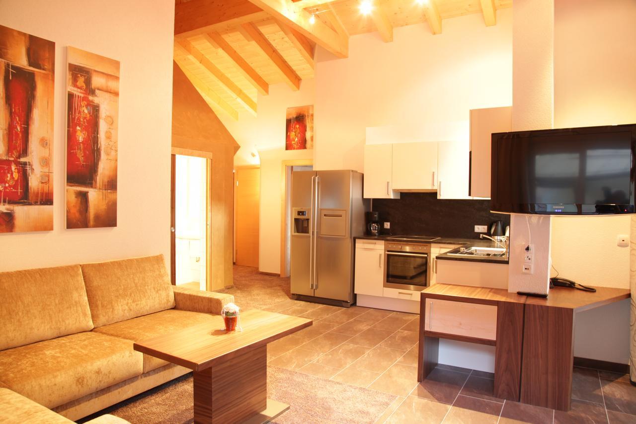 Alaska Appartment อิสชเกิล ภายนอก รูปภาพ