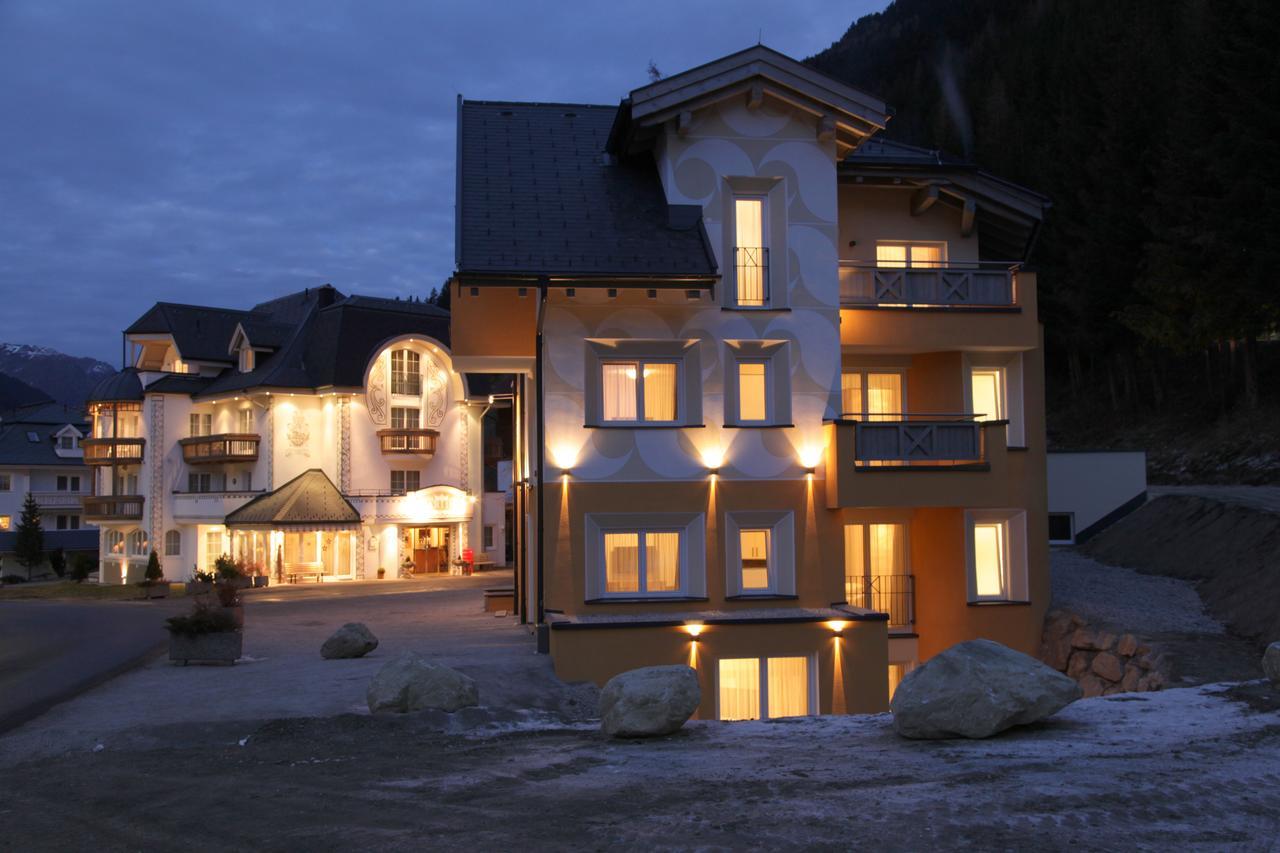 Alaska Appartment อิสชเกิล ภายนอก รูปภาพ
