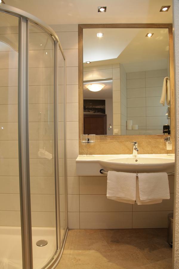 Alaska Appartment อิสชเกิล ภายนอก รูปภาพ