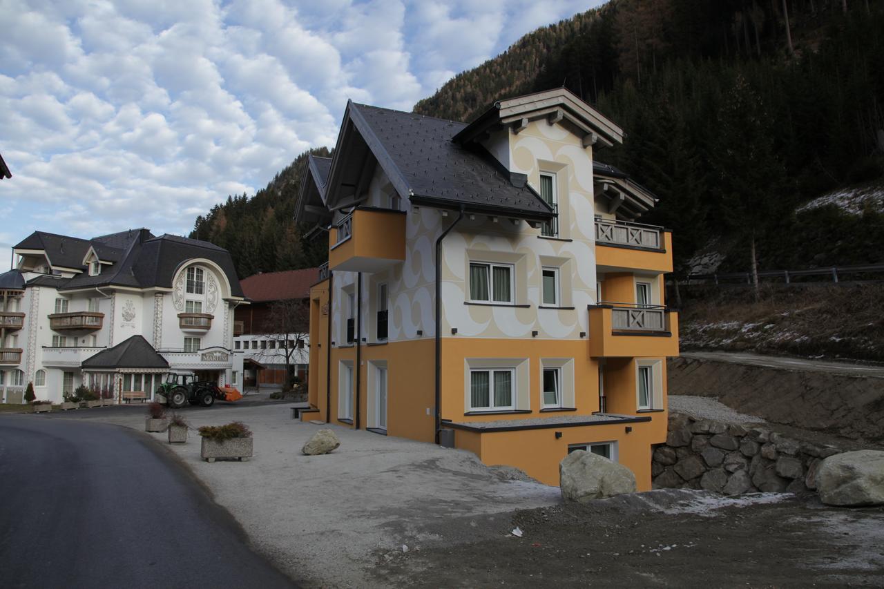 Alaska Appartment อิสชเกิล ภายนอก รูปภาพ